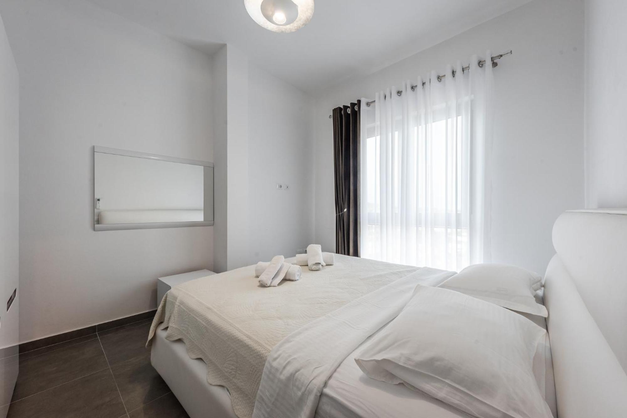 Apartment Royal Hill By Ps Durres