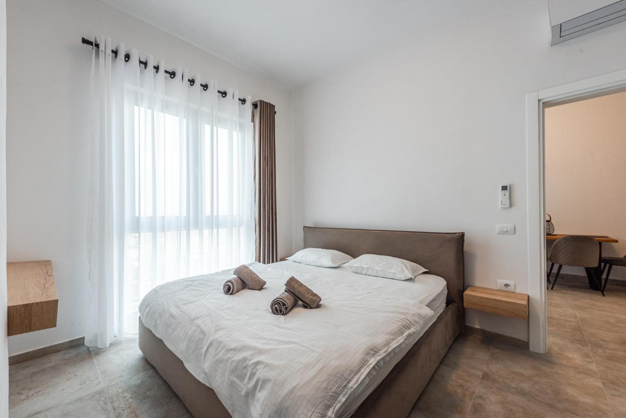 Royal Hill By Ps Apartment Durres