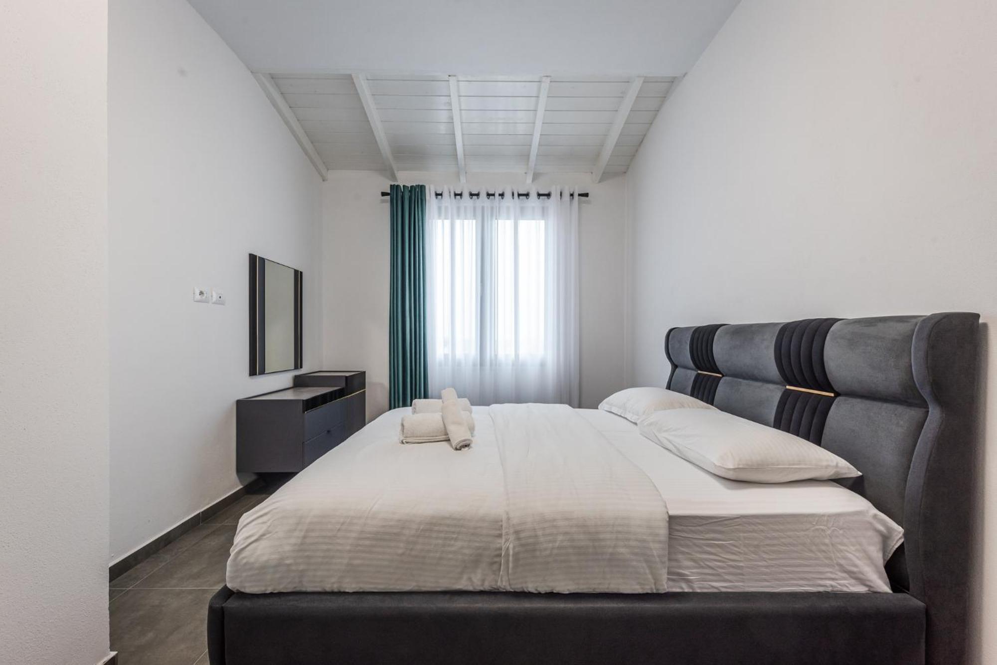 Apartment Royal Hill By Ps