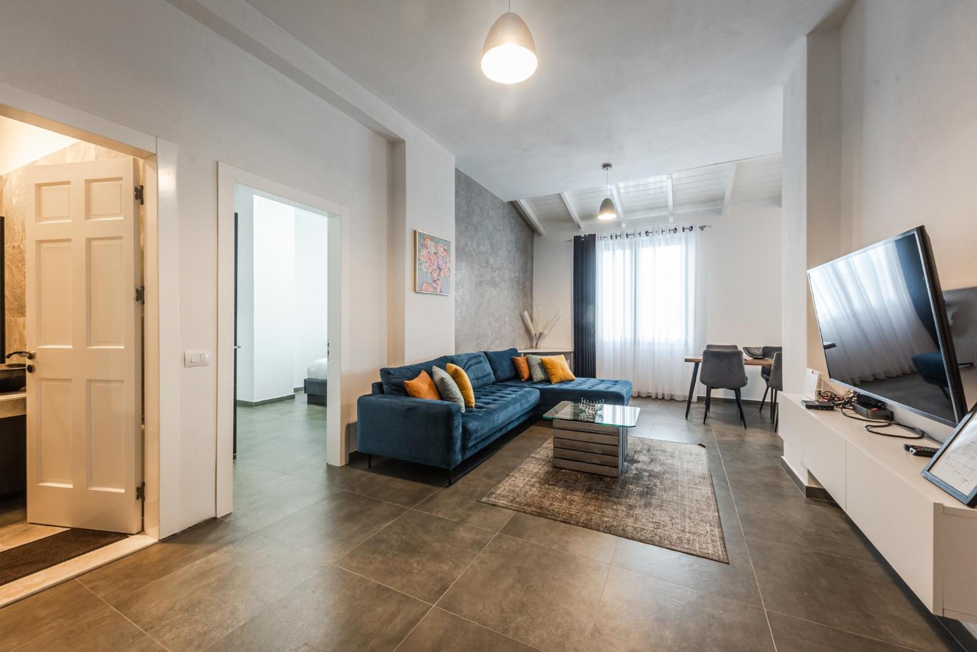 Royal Hill By Ps * Durres