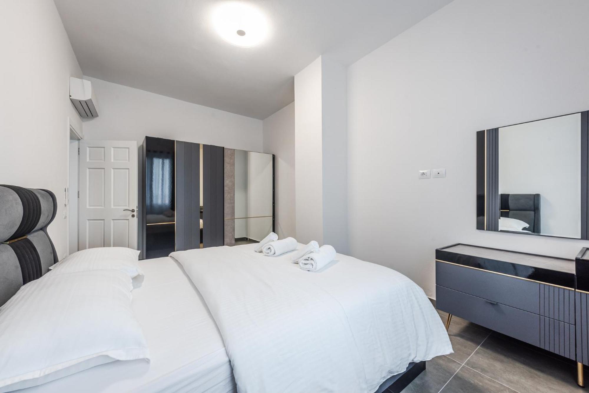 Apartment Royal Hill By Ps